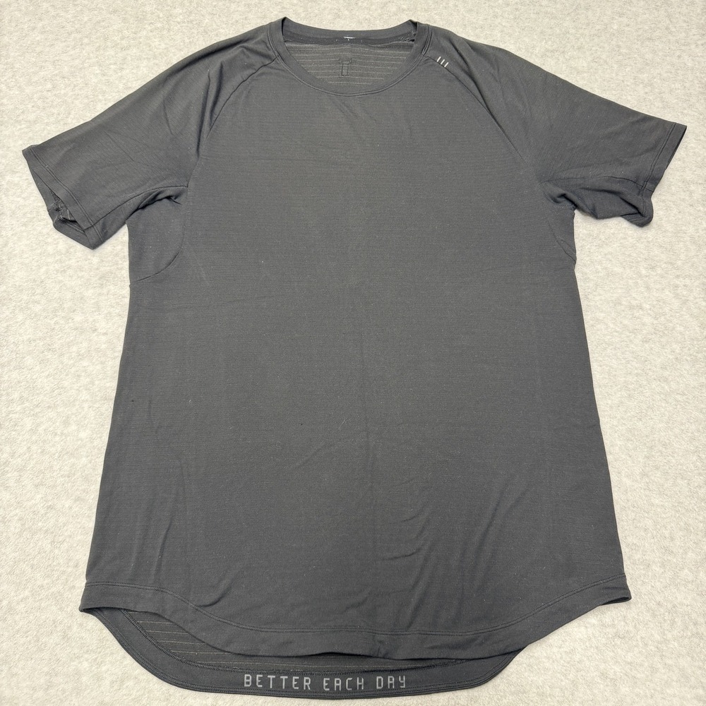 Lululemon Drysense Shirt Mens Large Gray Short Sleeve Athletic Better Each Day